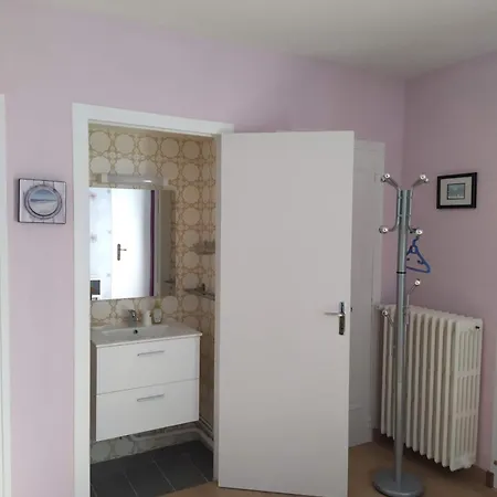 ベッド・アンド・ブレックファスト Entre Et Bocage